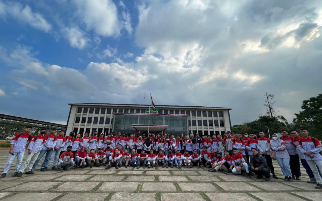 Pelepasan Peserta Magang Industri 2024, Seluruh Mahasiswa PILM Akan Magang Selama Dua Semester